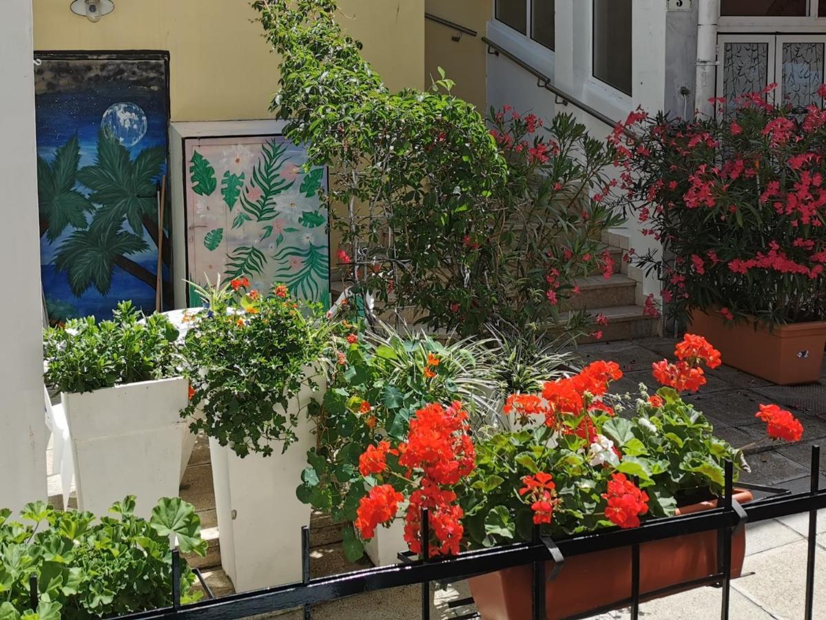 Lora Deluxe Superior 5 Star Apartment, Your Piece Of Heaven By The Sea & Park With Sea & Park View Novigrad Istria Εξωτερικό φωτογραφία